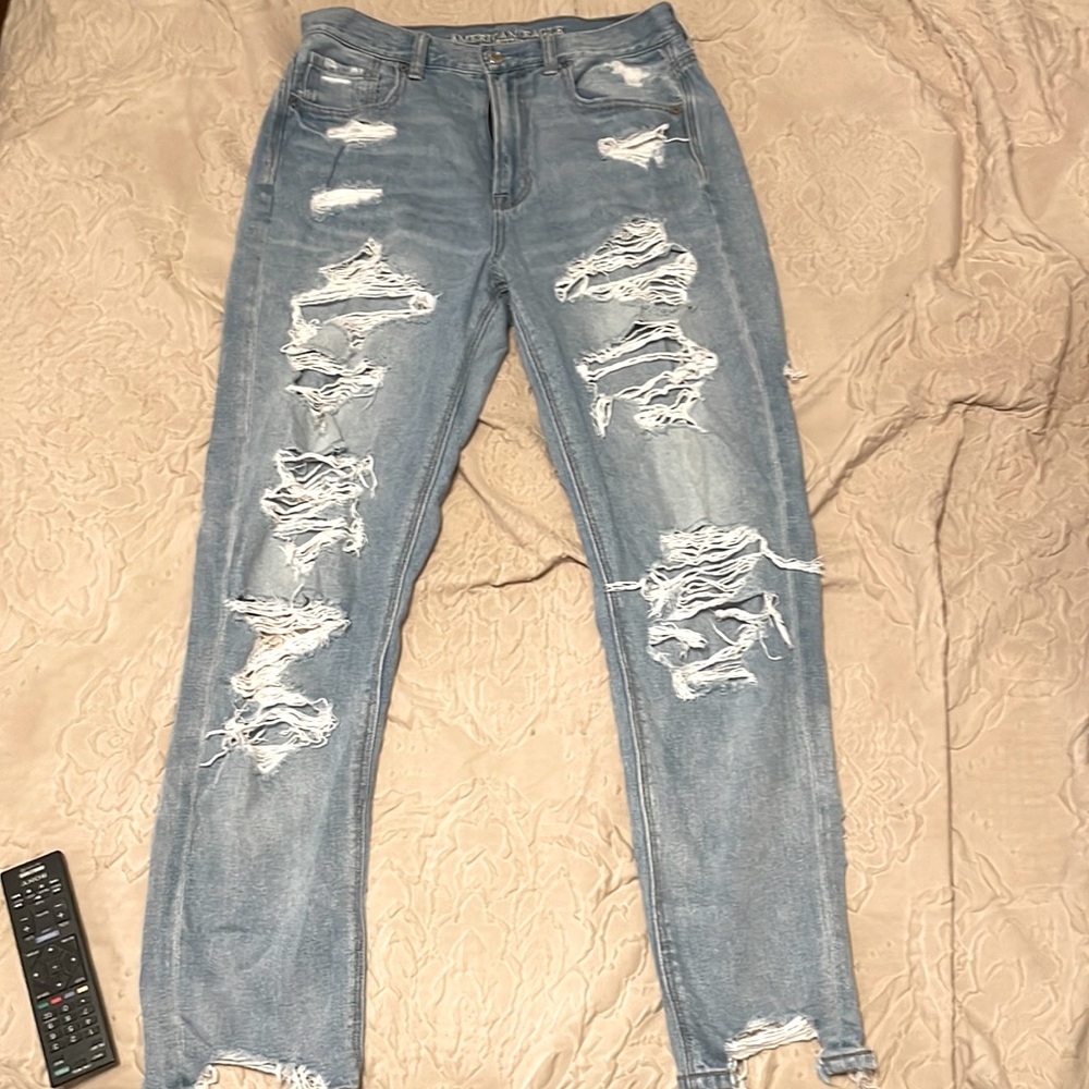 A&E HIGH WAISTED RIPPED /CROPPED